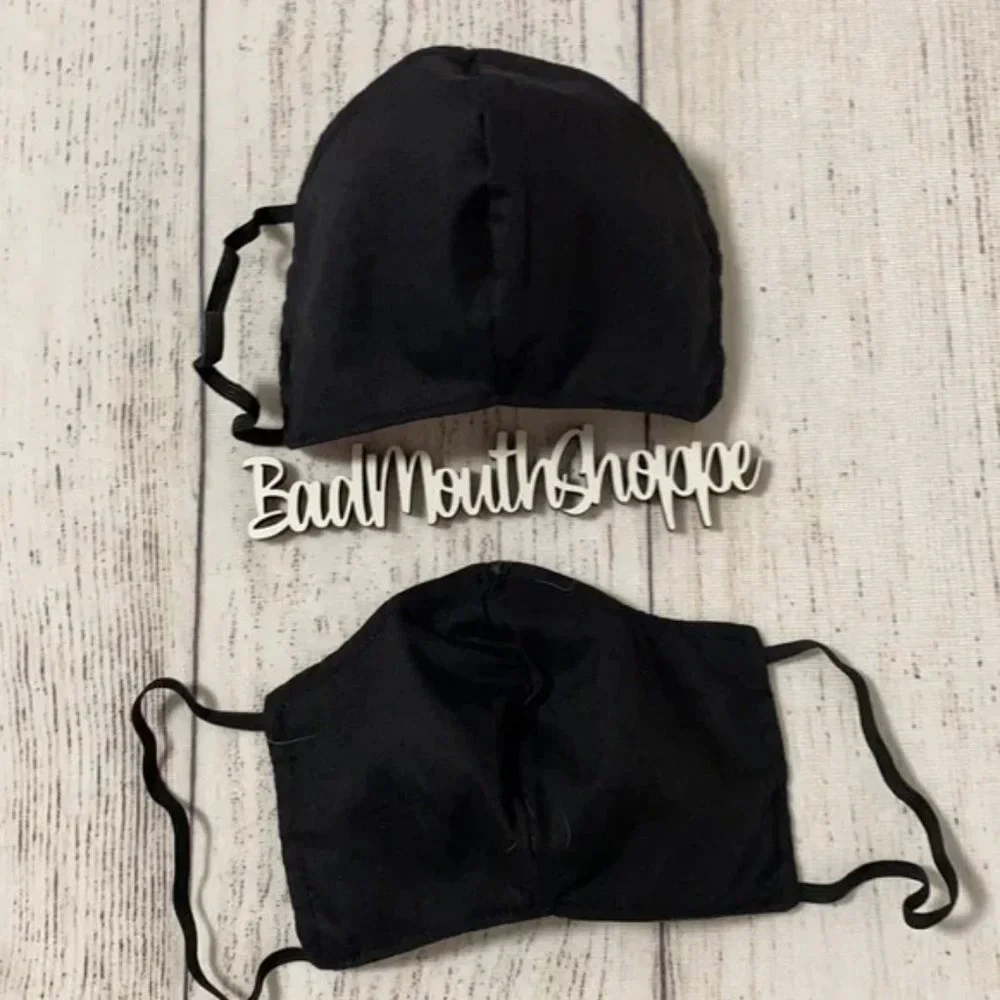 *Backstitch Bruja Set of 2 Valloween Halloween Fangs Vampire Contoured Face Mask